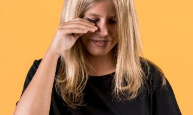 Pálpebra caída e preguiçosa: Entenda o que é a Ptose Palpebral