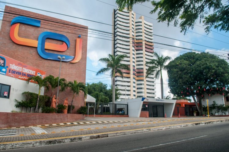Escola de Diretores 2025: oportunidade de trabalho exclusiva na área de gestão escolar