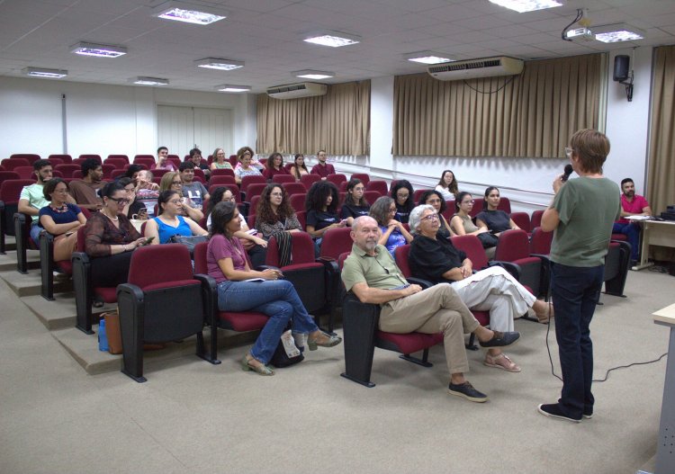 Bolsistas da UFRN recebem orientações iniciais da Fundase para atuação com socioeducandos