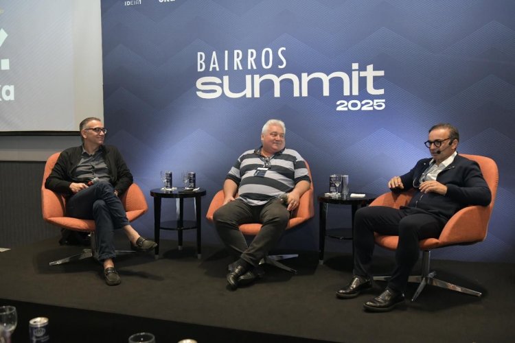 Silvio Bezerra, da Ecocil, apresenta case de sucesso do 'Harmonia' em evento sobre bairros inteligentes, em São Paulo