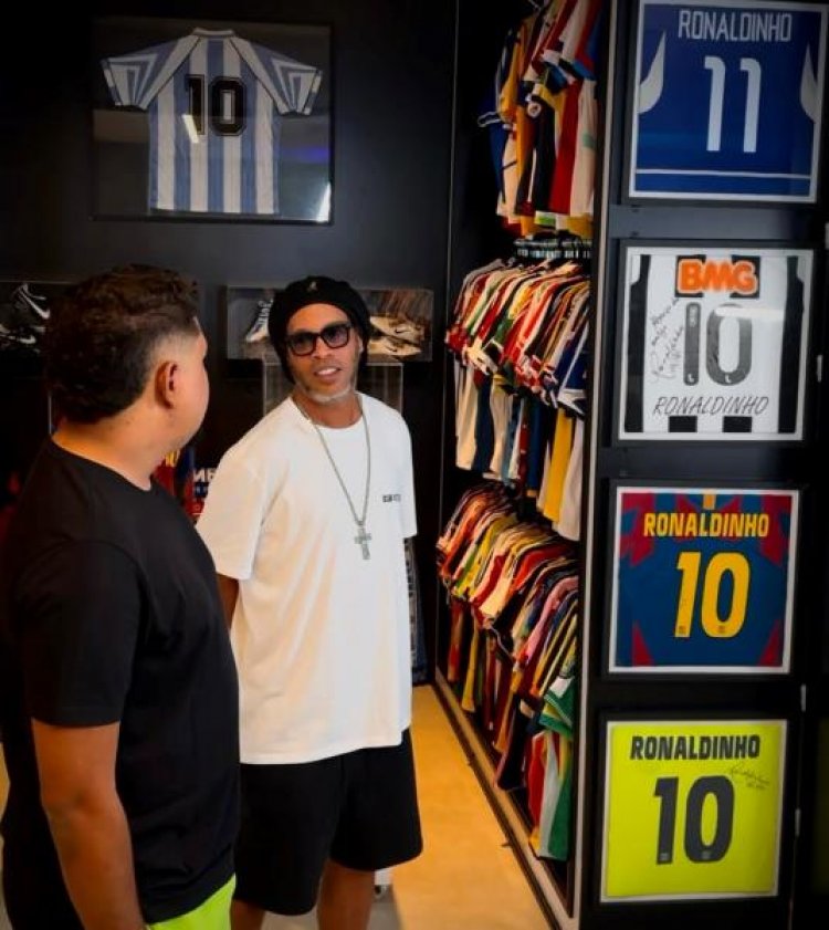 Brasileiro Lucas Tylty participa de Jogo dos Famosos em Mallorca ao lado de Ronaldinho e ídolos do futebol