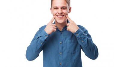 No Brasil, 8 milhões de pessoas que usam dentaduras têm menos de 44 anos