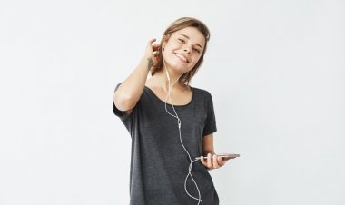 OMS estima que mais de um bilhão de jovens poderão desenvolver perda auditiva