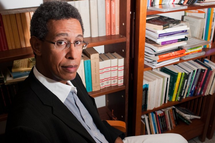 Wilson Gomes lança o livro “A Tirania da Virtude” pela Sagga Editora