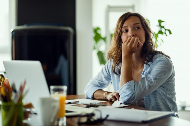 Saúde mental no trabalho: como empresas podem proteger e engajar suas equipes?