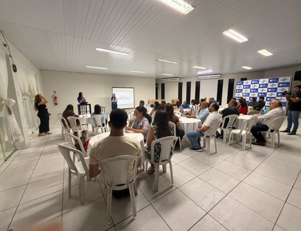 Aura prepara empreendedores de Currais Novos, RN, para o mercado